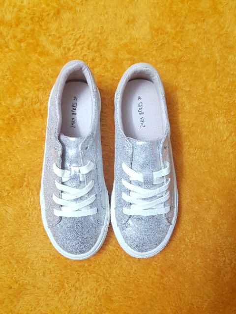 Giày nữ Za ra 👟👟 Metallic Sneakers