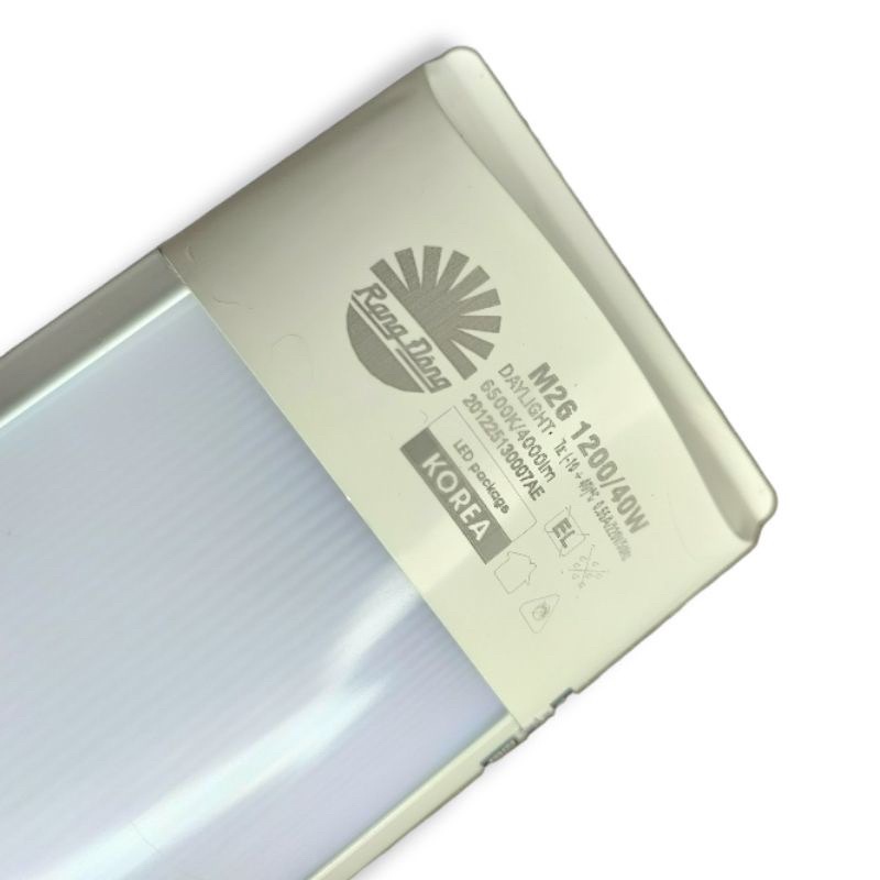 Đèn Led Bán Nguyệt dẹp M26 dài 1M2 40W 1200/40W hiệu Rạng Đông chính hãng chip Led KOREA sản xuất tại Việt Nam