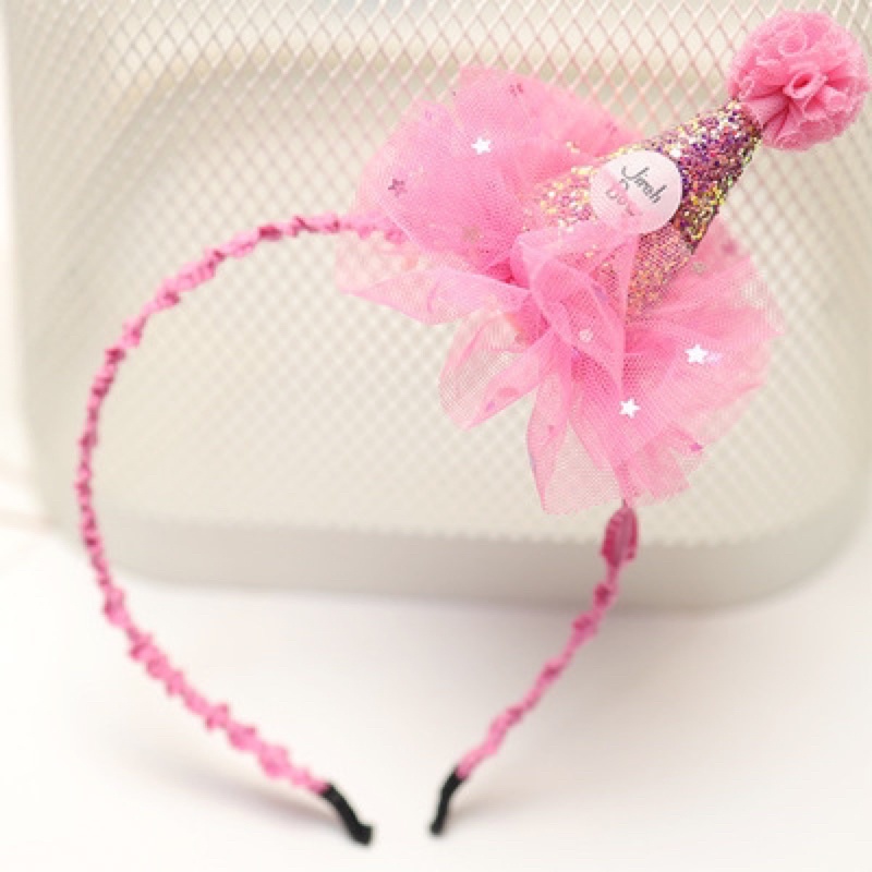 Cái tóc cho bé kiểu mũ sinh nhật