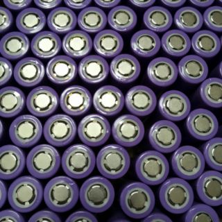 PIN 18650 2200MAH 3.7V