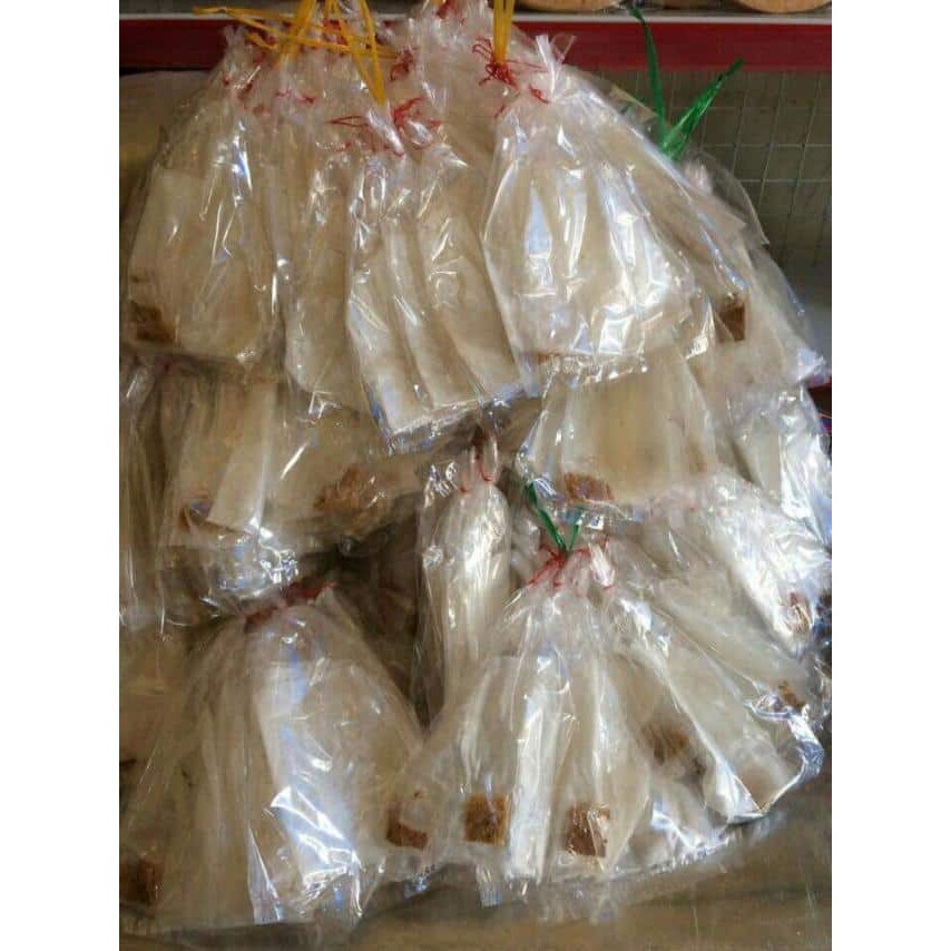 1 Xâu  bánh tráng muối hành phi Tây Ninh