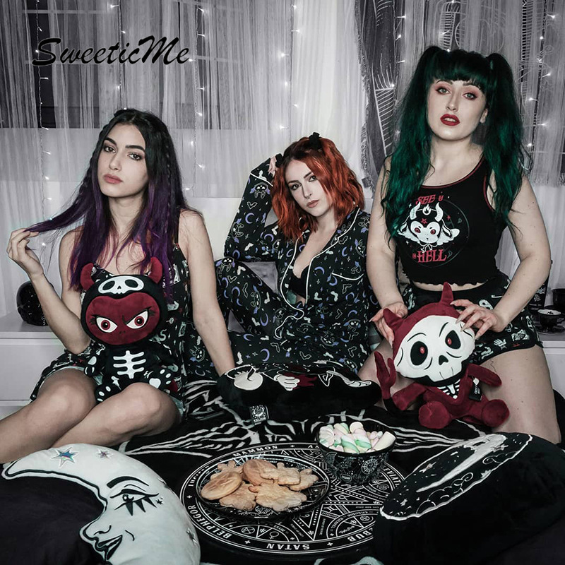 Áo Hai Dây Hở Lưng In Họa Tiết Gợi Cảm Dành Cho Nữ 2021 | BigBuy360 - bigbuy360.vn