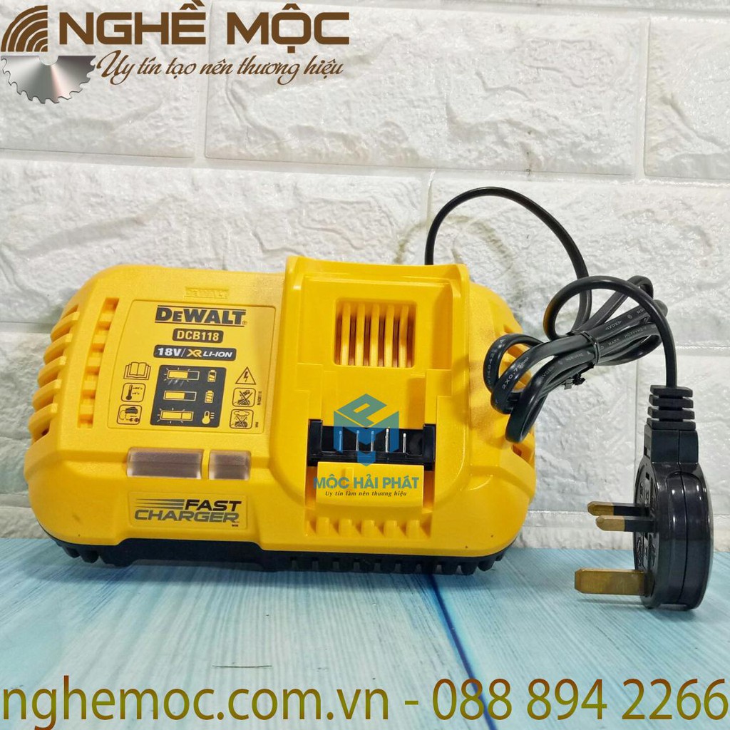Sạc nhanh Dewalt DCB118, DCB115 sạc 118 115 chính hãng Mộc Vui