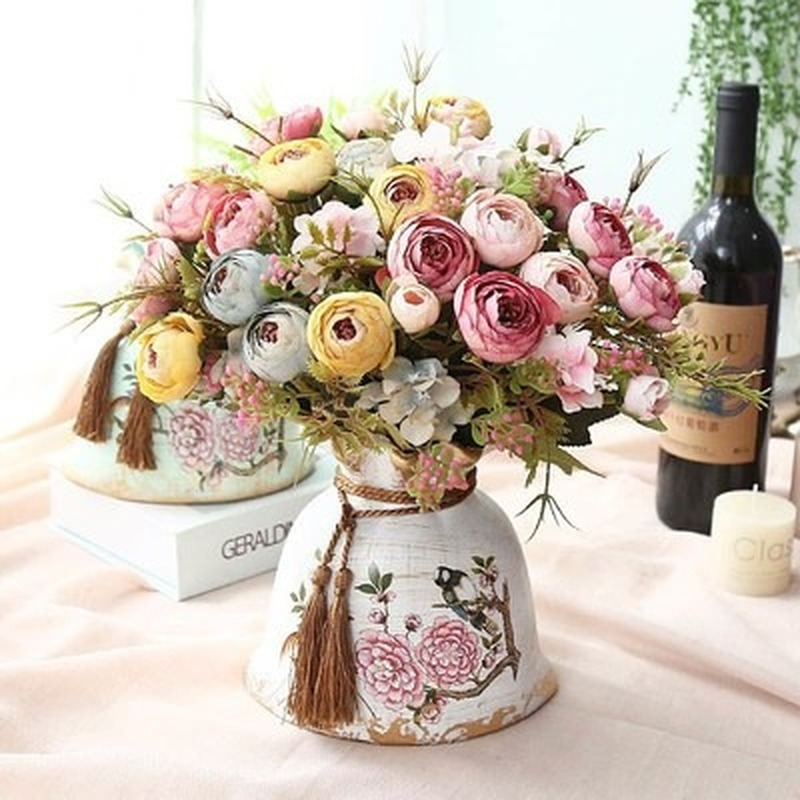 Bó Hoa Cúc Giả Trang Trí Tiệc Cưới