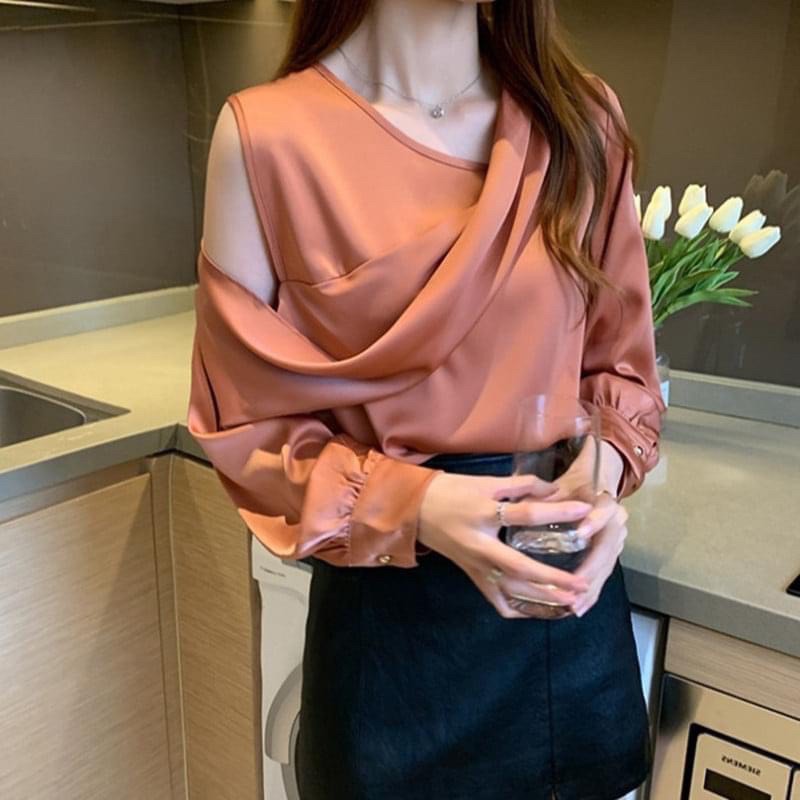 ANU62 - ÁO SƠ MI LỤA NỮ DÀI TAY XOẮN HỞ VAI