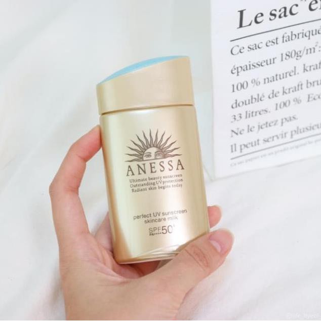 Kem chống nắng Anessa Perfect UV Sunscreen Skincare Milk SPF50+ PA++++ | BigBuy360 - bigbuy360.vn