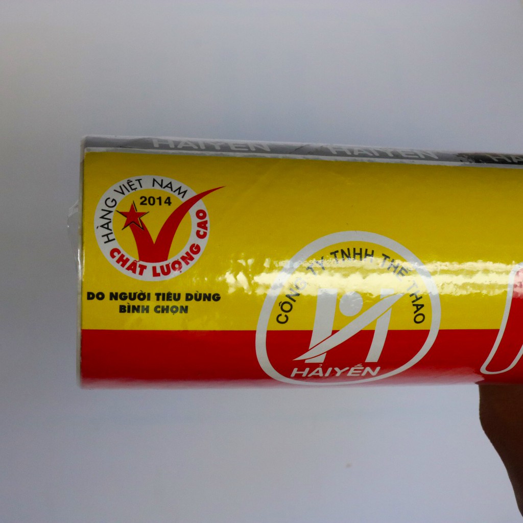 Ống cầu lông Hải Yến 12 quả ( Đỏ Vàng ) sử dụng trong luyện tâp và thi đấu hàng Việt Nam chất lượng cao - LICLAC