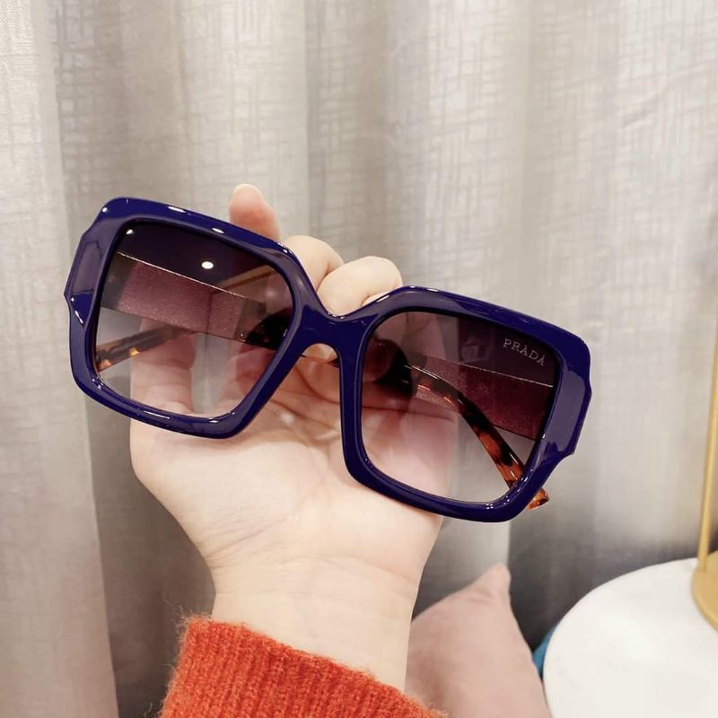 Sỉ Mắt Kính Prada Xịn