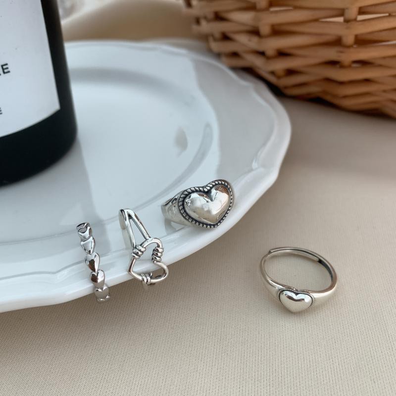 Nhẫn đeo tay hình trái tim kiểu dáng xinh xắn cho nữ