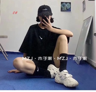 Áo croptop dấu phẩy nhỏ CH12