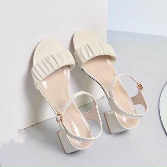 Sandal da mịn quai ngang nhún gót trụ thấp - 3P