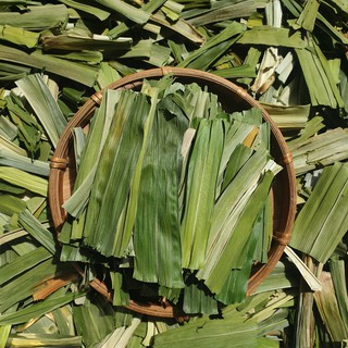 LÁ DỨA ( LÁ NẾP) SẤY LẠNH TÚI 500GRAM