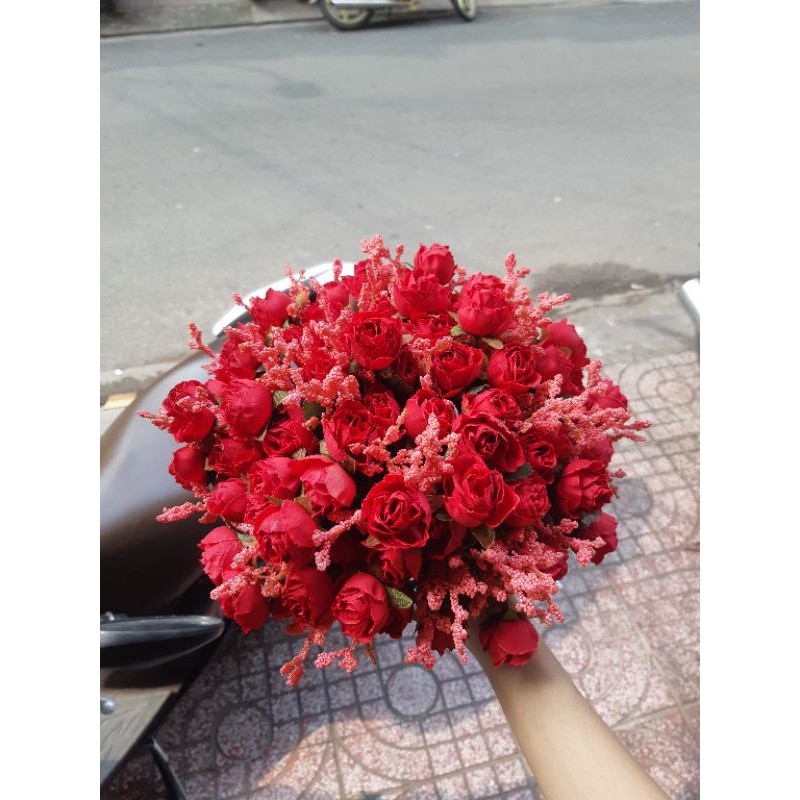 Hoa cầm tay hồng tỷ muội, hoa cầm tay cô dâu