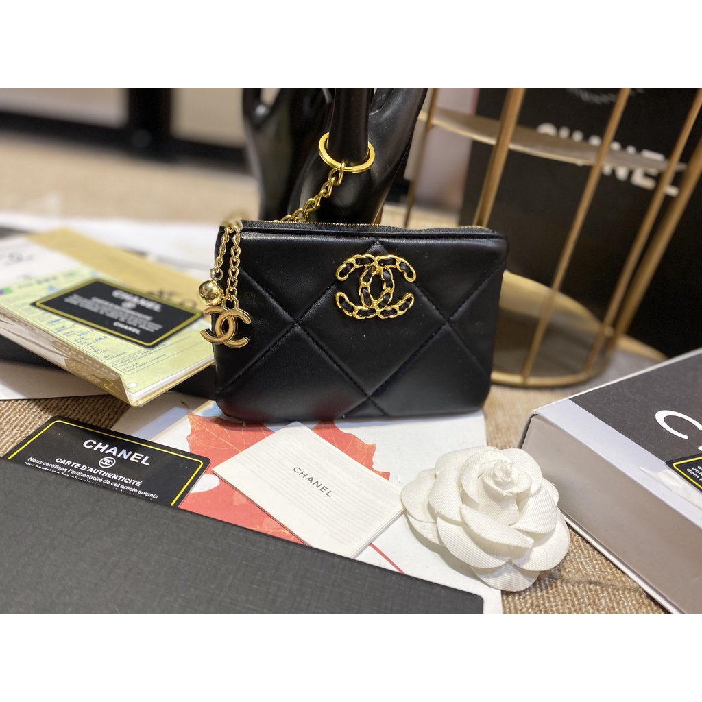 VÍ CHANEL C19 CẦM TAY MINI KÈM CHARM MÓC KHOÁ FULLBOX