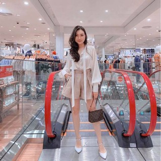 Set áo trắng nút bọc quần nâu