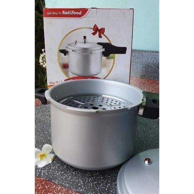 Nồi áp suất nuti