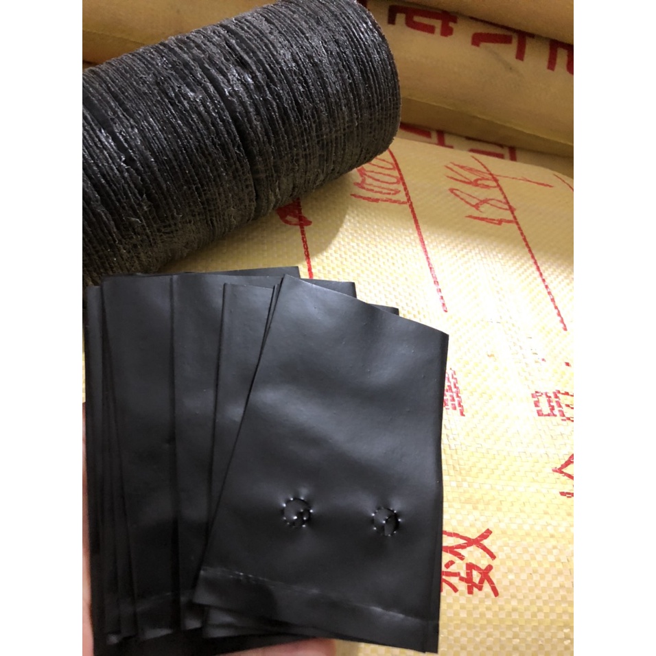 Túi ươm cây 7x11 khi cho đất vào đường kính miệng 4cm cao 8cm - 1kg khoảng 1500 chiếc