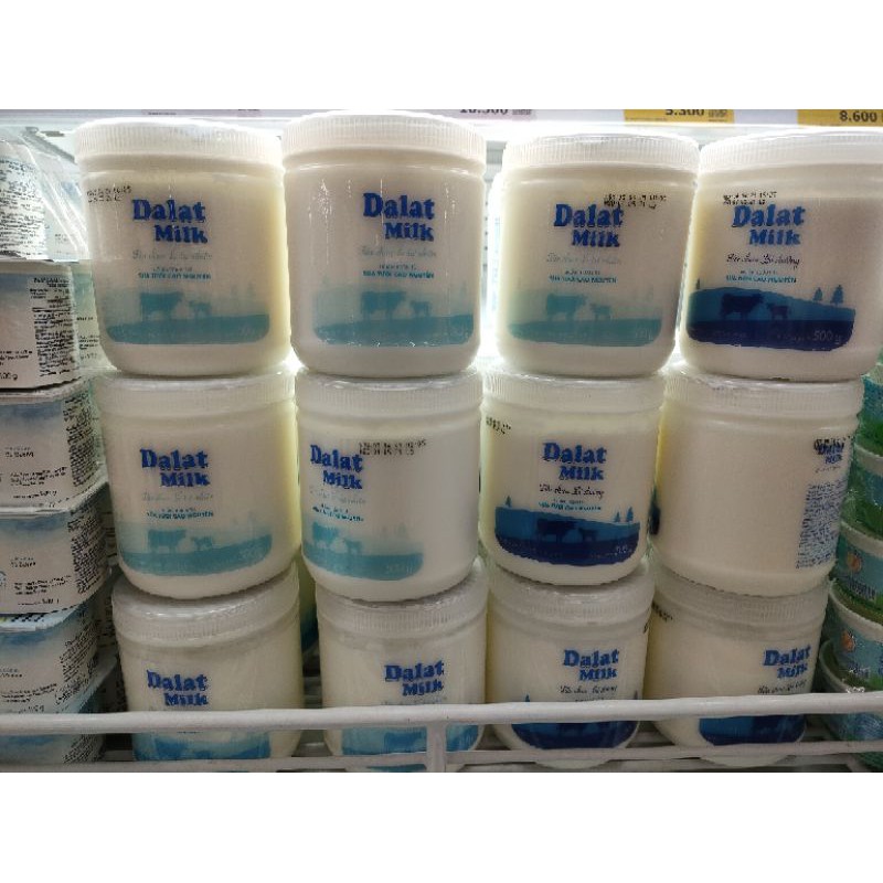 DALAT MILK SỮA CHUA ĂN VỊ TỰ NHIÊN/CÓ ĐƯỜNG HỘP