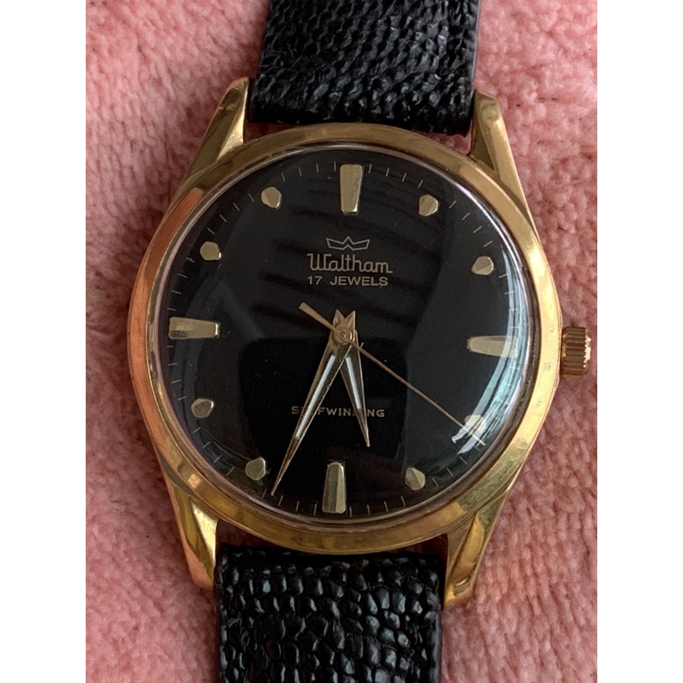 Đồng hồ nam WALTHAM của Thụy Sỹ