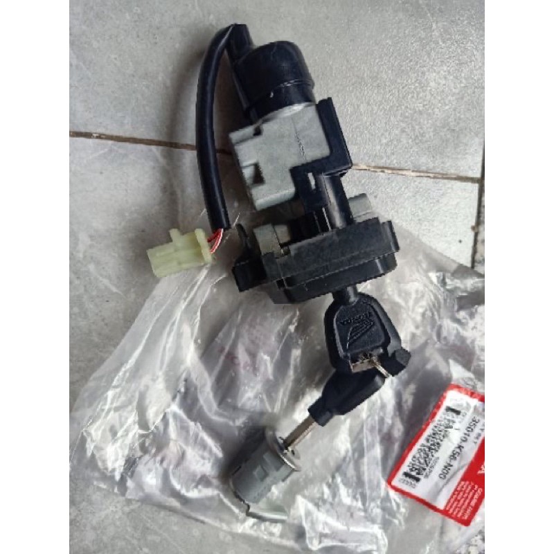 bộ ổ khoá điện honda sonic 150r