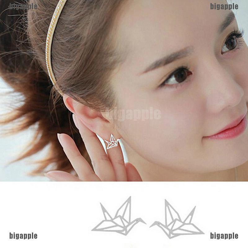 Đôi khuyên tai hợp kim hình hạc giấy xinh xắn cho nữ