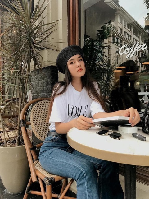 [Ảnh thật trải sàn] Áo phông Vogue (trắng, đen) | BigBuy360 - bigbuy360.vn