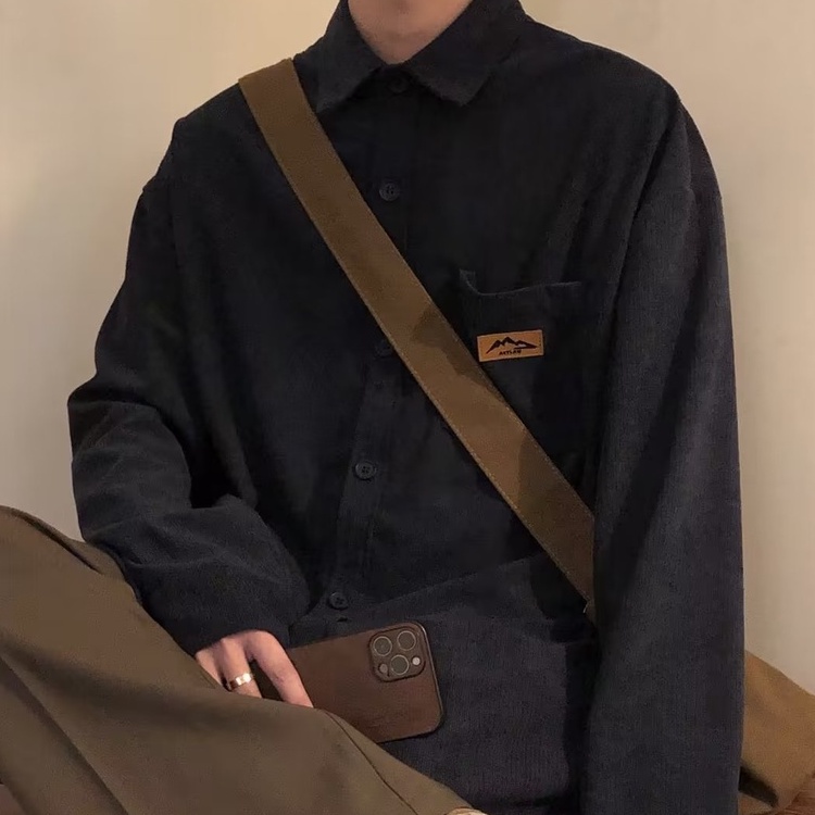 ♞AFF LIGA♞ Áo Khoác Sơ Mi Vải Nhung Kẻ Dáng Rộng Màu Sắc retro Hàn Quốc Chất Lượng Cao Thời Trang Mùa Thu Cho Nam