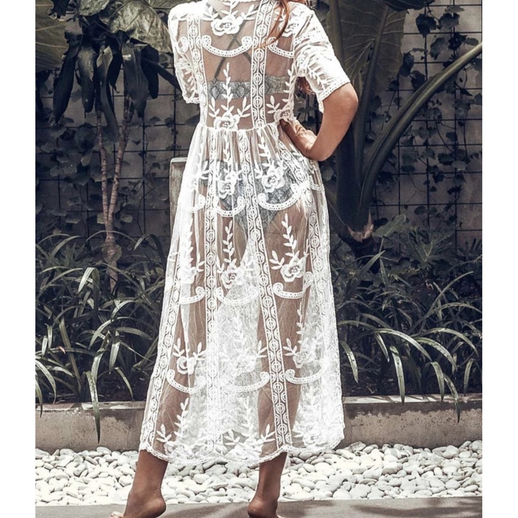 Choàng Biển Maxi Ren Trắng Thắt Nơ Ngực
