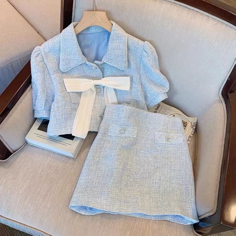 SET ÁO CROPTOP BỐ XANH PHỐI NƠI TRẮNG + CHÂN VÁY