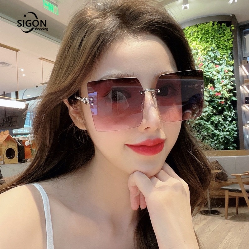 Kính mát gọng vuông chống bức xạ cho cặp đôi