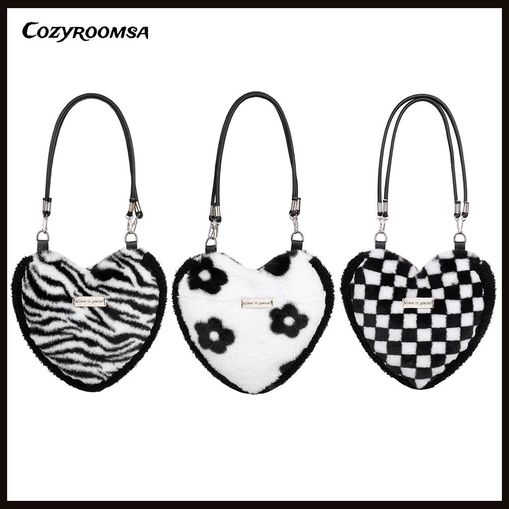 Túi đeo vai lông nhung hình trái tim giữ ấm cho nữ