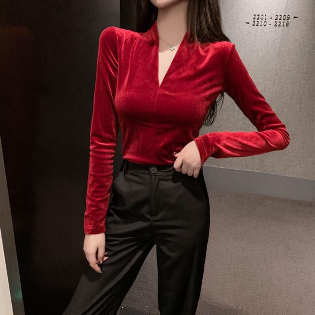 Áo Nhung Tay Dài Cổ Chữ V Khoét Sâu Phong Cách Retro