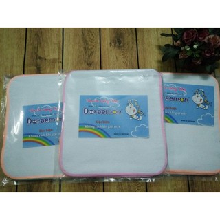 Lót chống thấm Đoremon vắt sổ