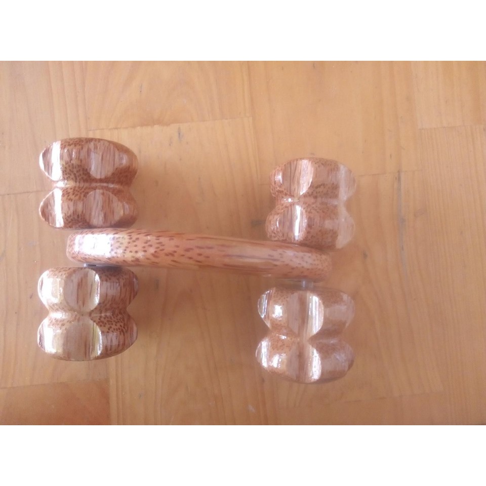 dụng cụ massge 4 bánh