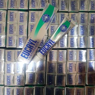 Kem đánh trắng răng Eucryl Anh