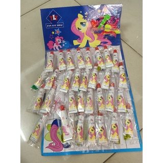 1 lọ keo thổi bóng kèm 1 quả bóng nhí