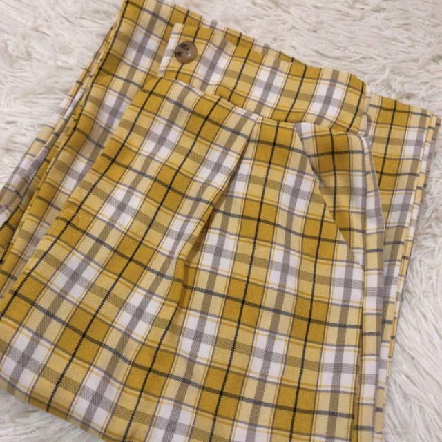 Quần kẻ khóa ống rộng siêu hot | BigBuy360 - bigbuy360.vn