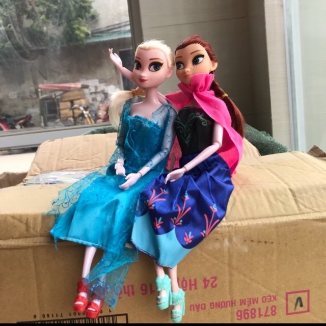 Bê khớp elsa và anna