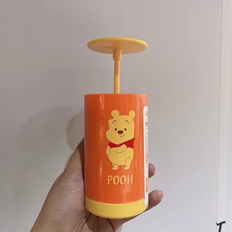 Hộp đựng tăm bông dạng nhấn Pooh Piglet