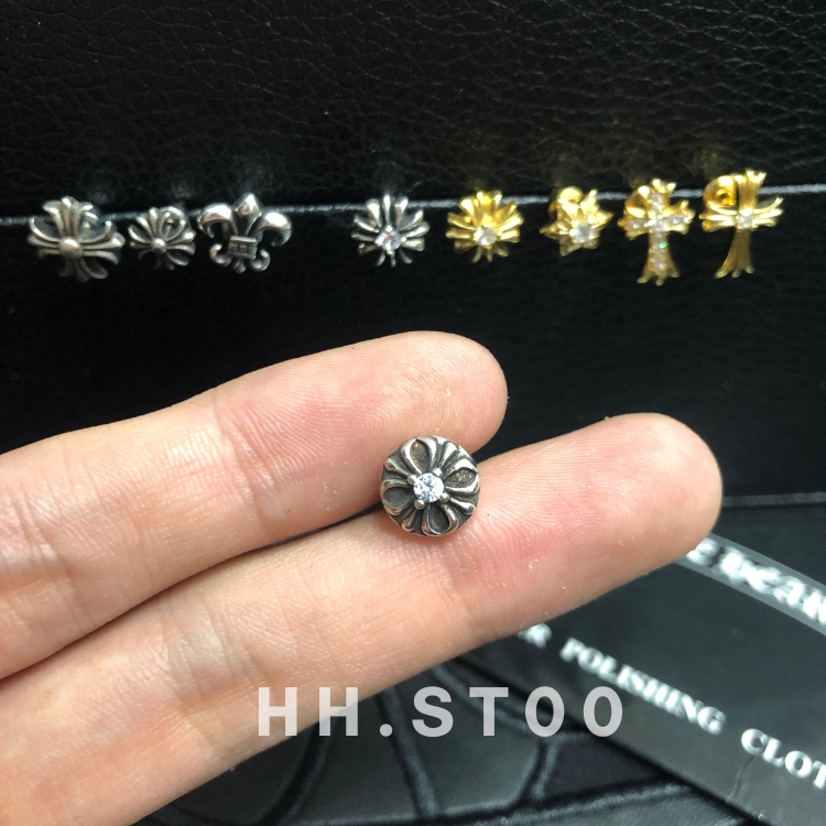 KHUYÊN TAI BẠC, KHUYÊN TAI NAM NỮ , CHROME HEARTS , BÔNG TAI ĐÍNH ĐÁ NHIỀU MẪU, ĐEO SÁT TAI , TRANG SỨC BẠC 925 UNISEX