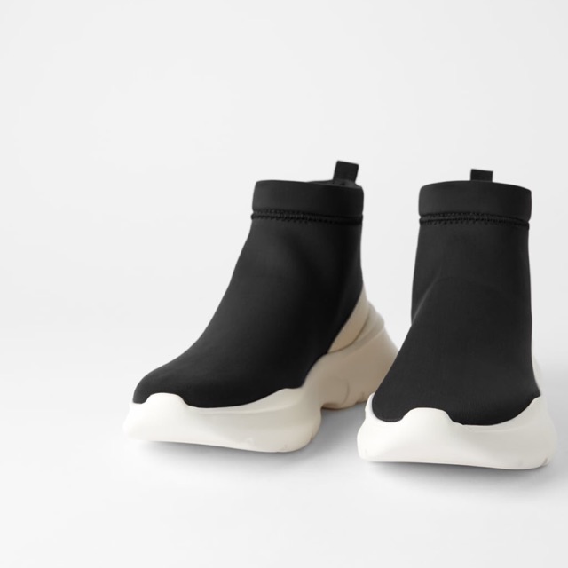 Boot thể thao vải kỹ thuật kiểu bít tất Zara authentic