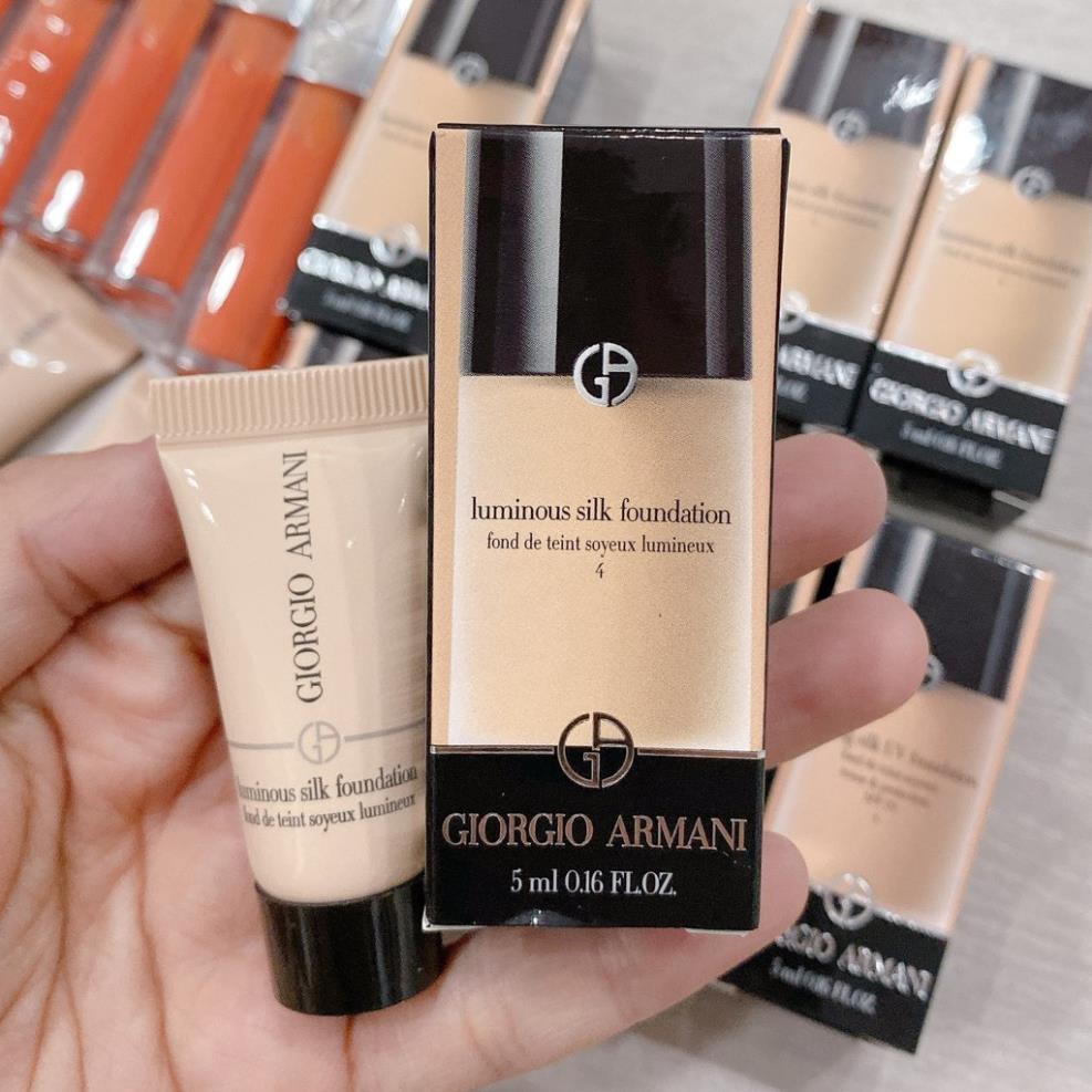 Kem nền Giiorgio Arrmani Luminous Silk Foundation 5ml Tone 2
