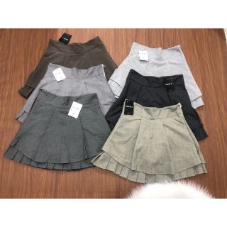Chân váy xếp ly tầng