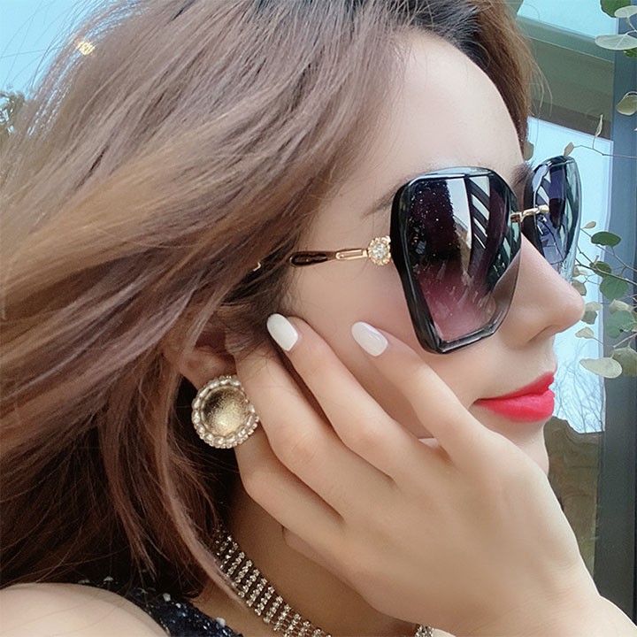 [Mã SRJULY1215 giảm 20K đơn 50K] Kính râm nữ thời trang 2021 - Mắt kính mát nữ đẹp gọng nhựa phối kim loại nâu đen_MS09 | BigBuy360 - bigbuy360.vn