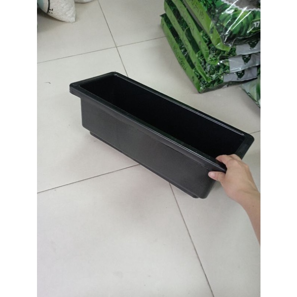 Chậu Nhựa Chữ Nhật Đen Chuyên Trồng Cây Cảnh Và Nuôi Cá Kích Thước 48x20cm (MRN-001-0DEN)