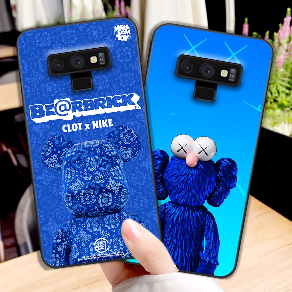 Ốp lưng điện thoại Samsung Note 8 - Samsung Note 9 in hình gấu bearbrick cực đa dạng-màu hot trend 2022