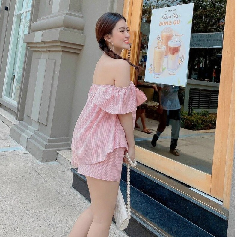 Sét Bộ Áo Caro Kèm Quần ,Áo Có Nơ Ngực Có Thể Phối Mặc 2 Kiểu Chất Liệu Lụa Karo Thời Trang Nữ
