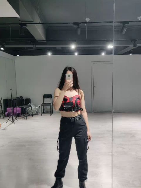 (Sẵn caro M) Áo hai dây croptop dáng bra phối khóa đai khoen phong cách hiphop chic punk dancer cá tính năng động