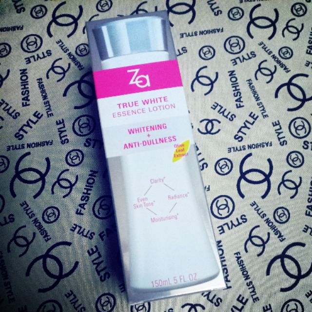 Essence Lotion TRUE WHITE  Za