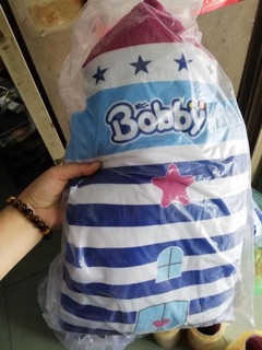Gối lâu đài bobby
